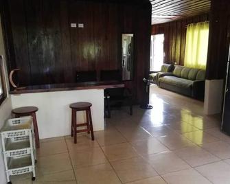 Cottage La Fortuna, a place to rest! - San Ramón - Sala de estar