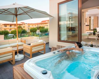 Oscar Suites & Village - Agia Marina