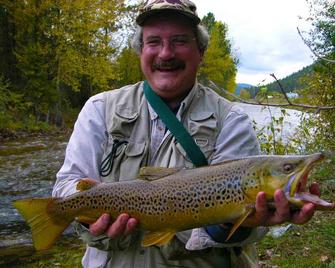 C'mon out to the Lazy Trout!!! - Lolo
