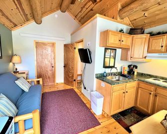 #2 Trout Cabin at Ponderosa Place - Custer - Kitchen