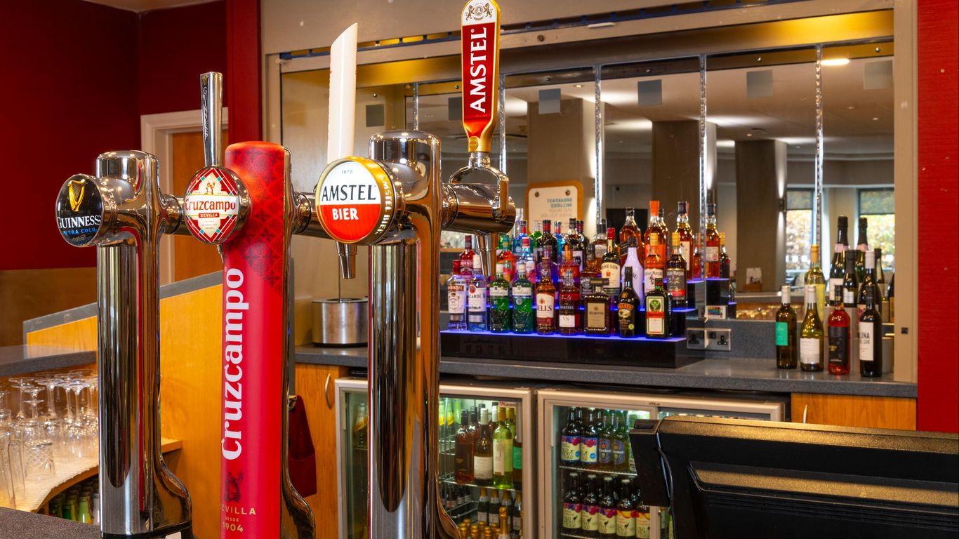 Holiday Inn Express Droitwich Spa By IHG