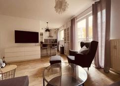 Apartment in the City Center - Szczecin - Living room