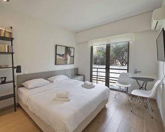 Sea Breeze Apartment - Athens - Bedroom