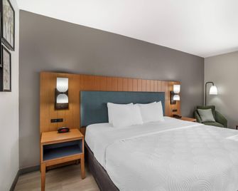 Country Inn & Suites Shelby, NC - Shelby - Schlafzimmer