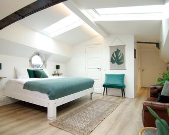 Central & Modern Eco-Houseboat 10 Min Walk To Center - Amsterdam - Bedroom