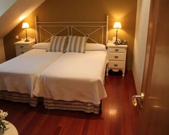 Villa Mencia - Corullón - Habitación