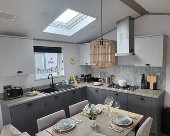 Honeycomb Lodge - Padstow - Keuken