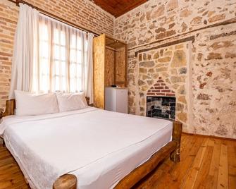 Otel Wood House - Antalya - Bedroom