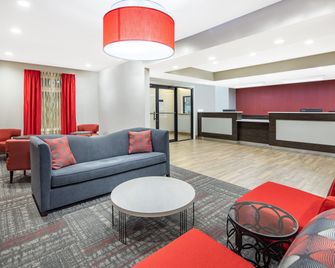 Ramada by Wyndham Alpharetta/Atlanta North - Alpharetta - Hall