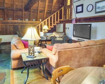 Resort Amenities Family-Friendly Dubois - Dubois - Huiskamer