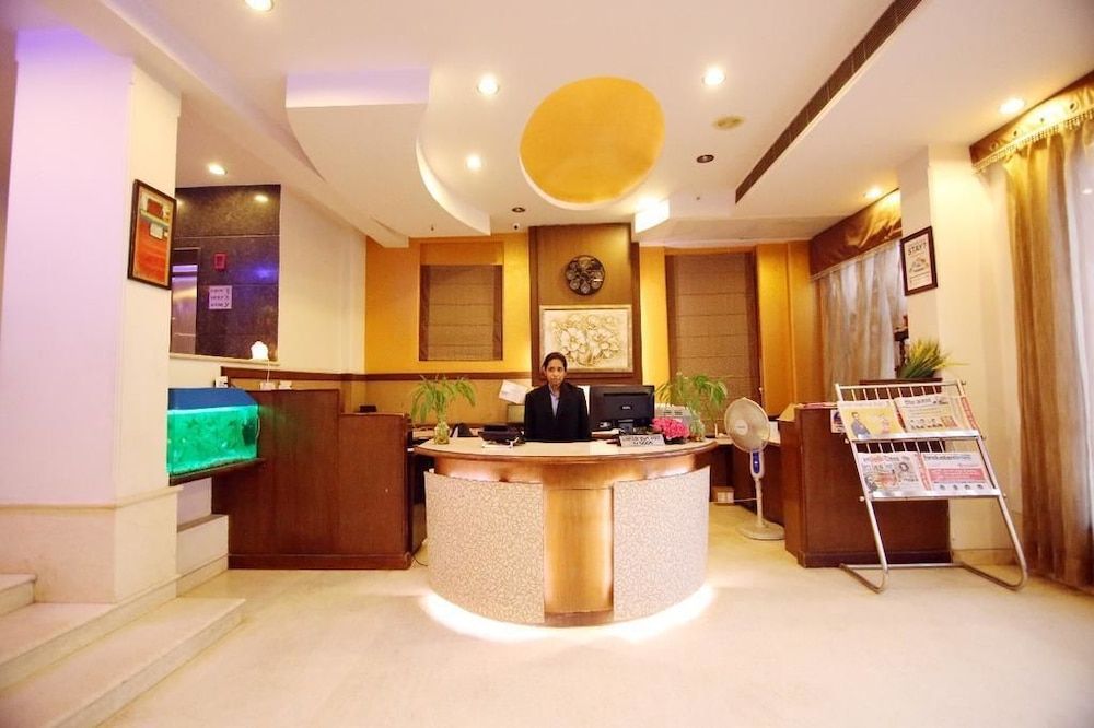 Hotel Rousha Inn - Ghaziabad - Rezeption