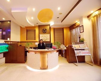 Hotel Rousha Inn - Ghaziabad - Rezeption