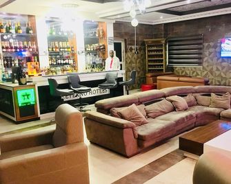 Eterno Hotels Limited - Benin City - Lounge