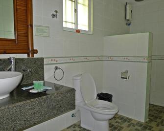 El Nido Garden Resort - El Nido - Bathroom