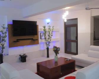 Luxury Apartment - Sekondi-Takoradi - Sala