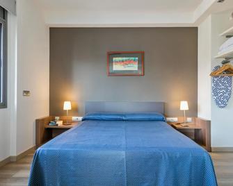 Apartamentos Marfina - Castelldefels - Habitación
