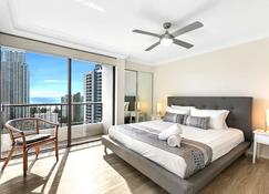 Surfers Century Oceanside Apartments - Surfers Paradise - Bedroom