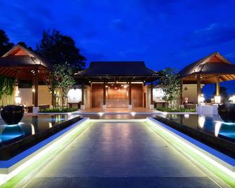 Ozone Villa Phuket - Pa Khlok - Bể bơi