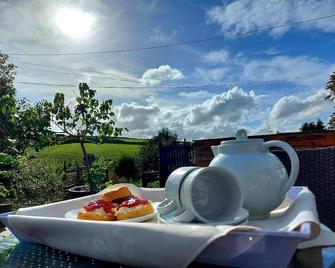 Longstone Bed & Breakfast - Challacombe