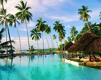 Zanzibar Beach Resort - סטון טאון - בריכה