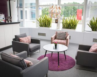First Hotel Jönköping - Jönköping - Lounge