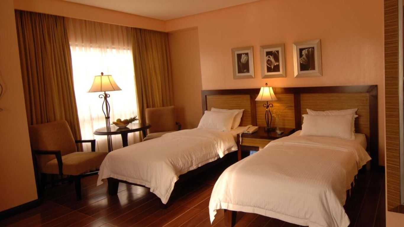 بلانتا سنترو باكولود هوتل آند ريزيدنسيز