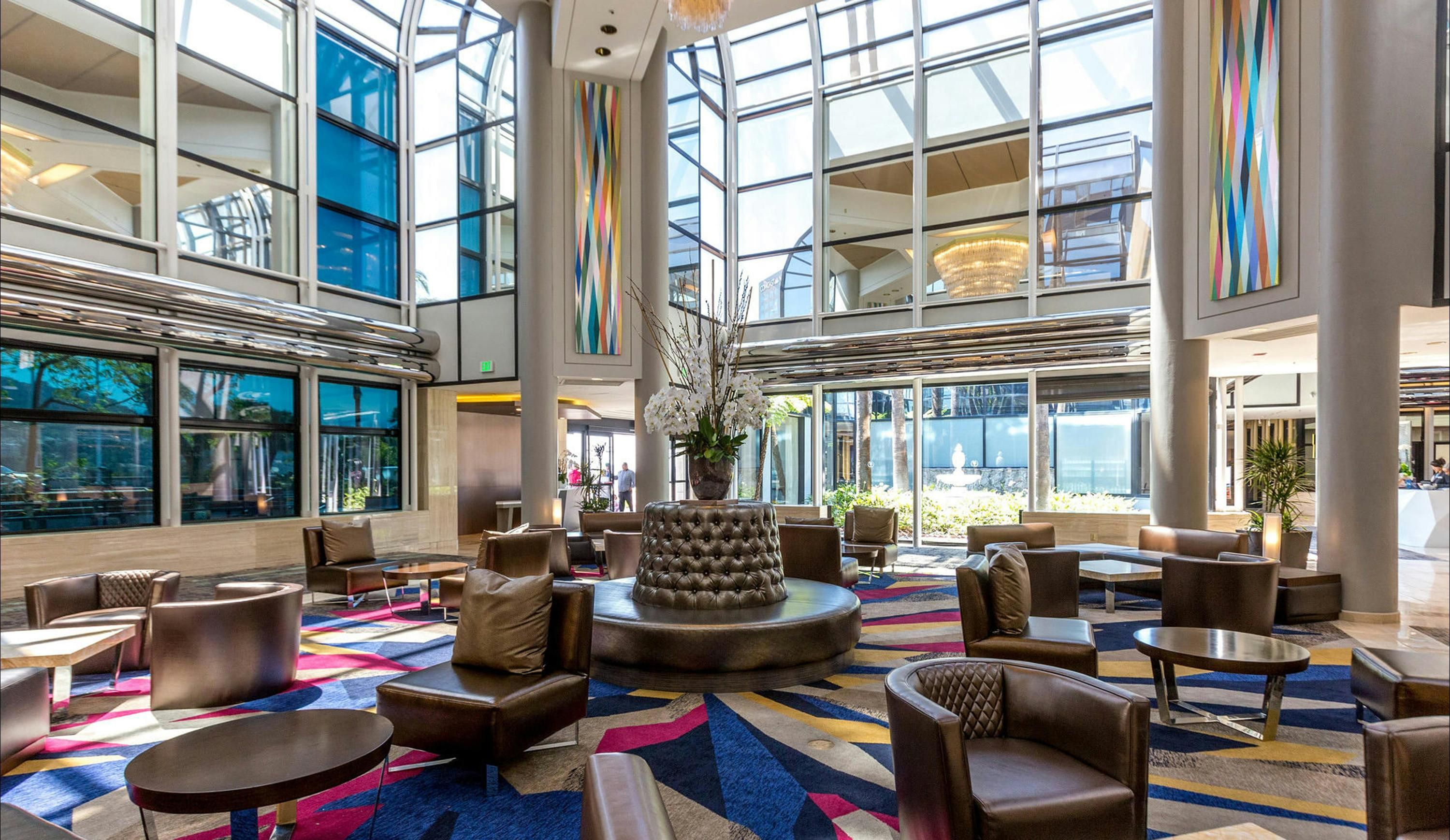 Hilton Los Angeles/Universal City - Universal City - Lobby