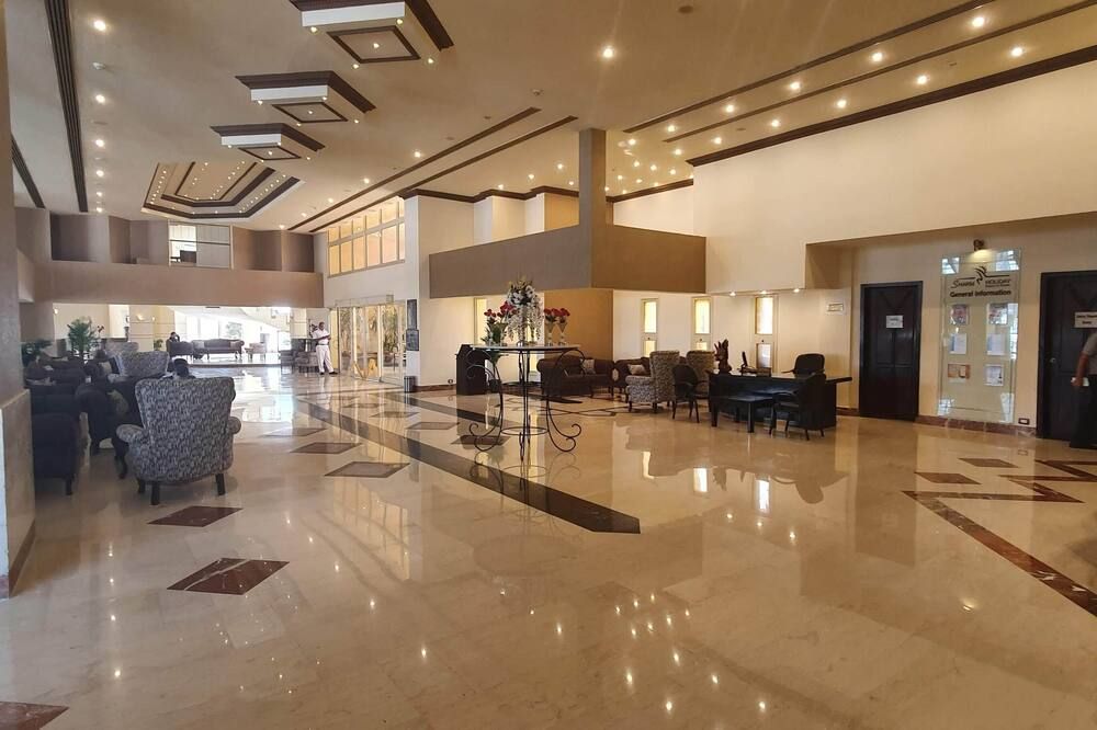 شرم هوليداى ريزورت