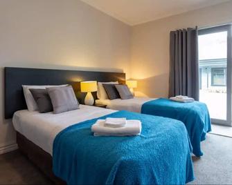 Studio 26 - One Bedroom with Pool - Cardrona - Bedroom