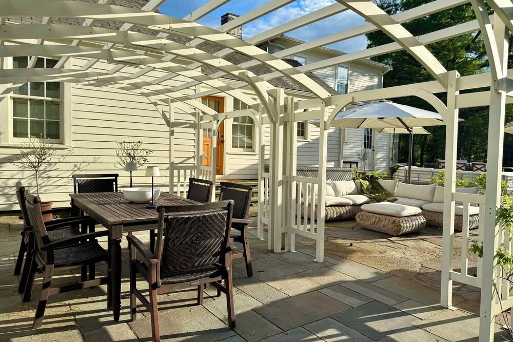 Hill Ross Guest Suite on Historic Homestead - Northampton - Terasa