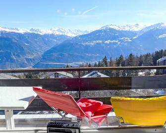 Apartment Les Orzières 417 by Interhome - Crans-Montana - Balcony