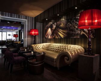 Ararat All Suites Hotel Klaipeda - קלאיפדה - טרקלין