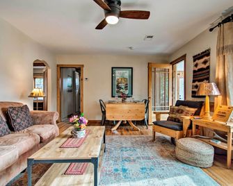 Charming Estes Park Cabin with 2 Private Patios! - Estes Park