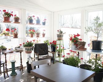 Hoby Gård - Borrby - Buffet