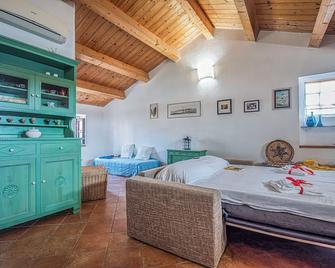 Una Mansarda Nell'isola - La Maddalena - Camera da letto