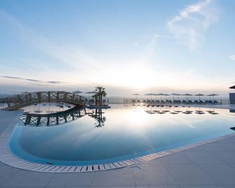 Chateau Linza Resort - Tirana - Pool