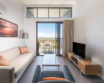 Pacific Sands Apartments Mackay - Mackay - Stue