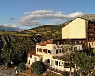 Hôtel Les Flocons - Barcelonnette - Edificio