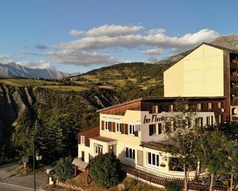 Hôtel Les Flocons - Barcelonnette - Edificio