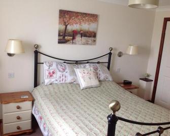 Tregatherall Lodge - Boscastle - Bedroom