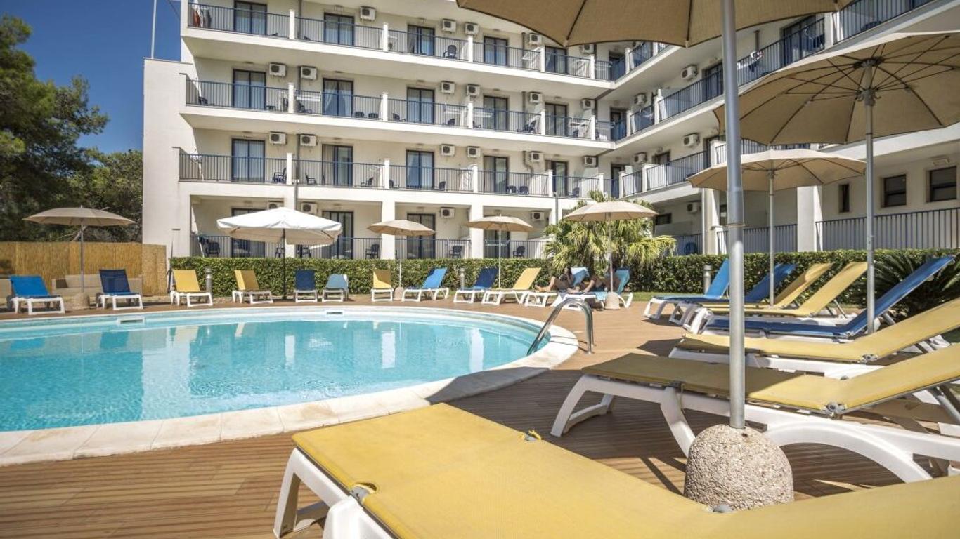 Ticho's Greenblu Hotel