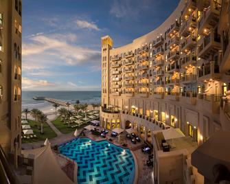 Bahi Ajman Palace Hotel - עג'מאן - בניין