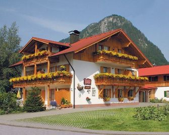 Double room 11 - Pension Vendel - Pfronten - Bâtiment