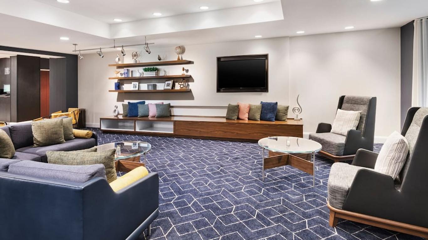 Courtyard by Marriott Burlington