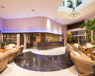 Hotel Alba Seleqtta - יורט דה מאר - לובי