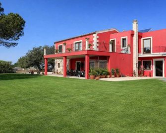 Richiami di Sicilia - Modica - Building