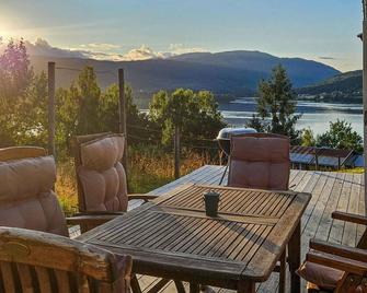 Gorgeous Home In Noresund With Wifi - Noresund - Balcony