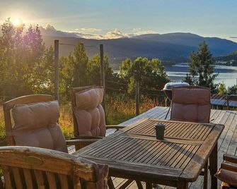 Gorgeous Home In Noresund With Wifi - Noresund - Balcón