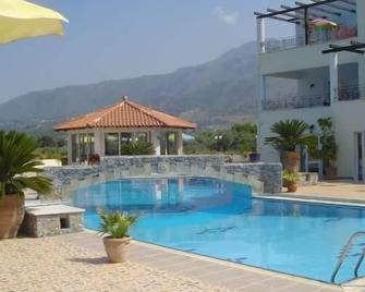 Pinelopi Apartments - Georgioupoli - Piscina