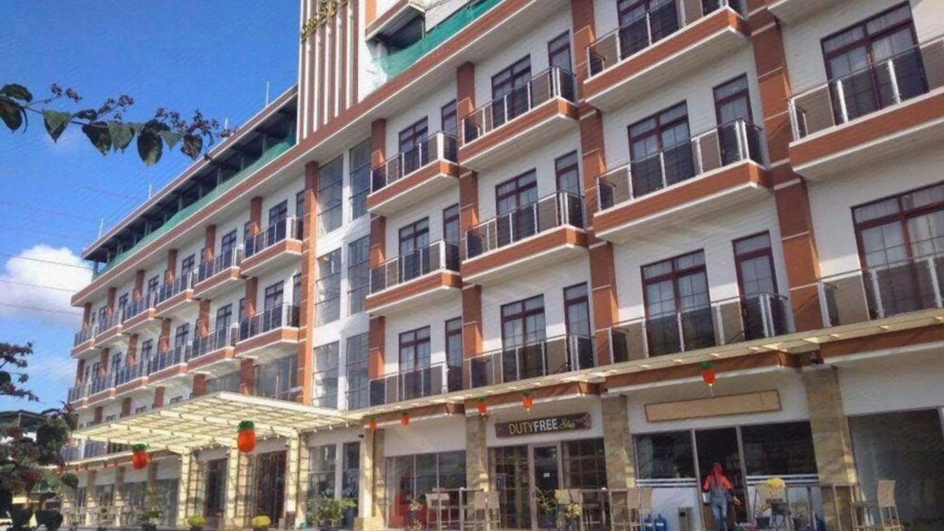 Green Rose Hotel